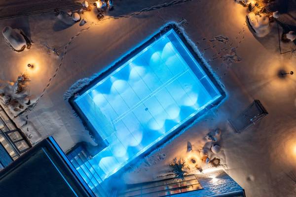 Sportcamp Woferlgut pool area in the evening