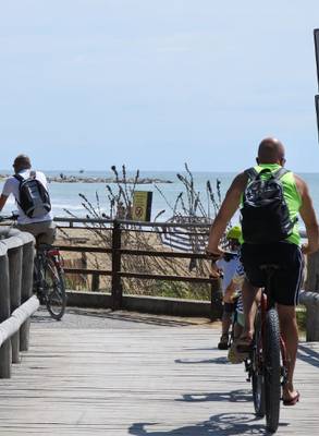 Fietstochten aan de Italiaanse Adriatische kust - van Bibione naar het strand en de lagune
