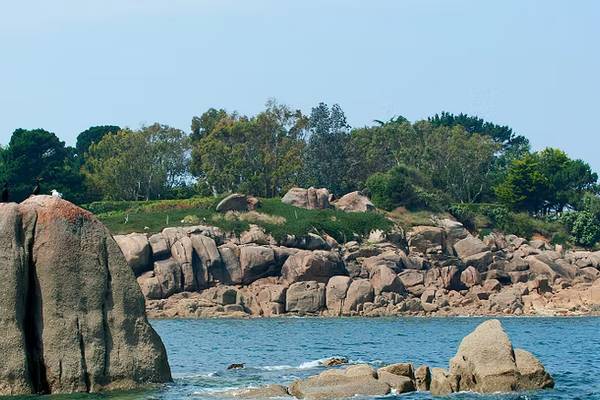 Luftaufnahme von Camping Village Les Mouettes mit Wasserrutsche, Pool und Sonnenuntergang