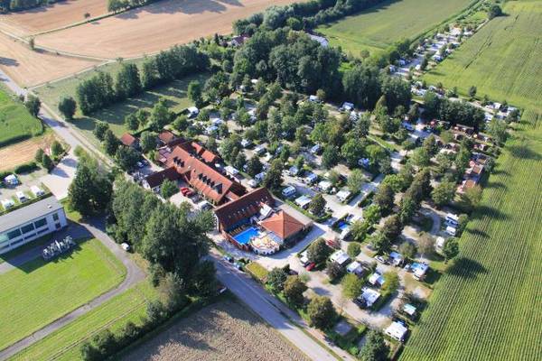 Kurcamping Holmernhof Dreiquellenbad Uebersicht