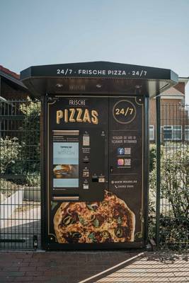 Automat für frische Pizzas auf dem Ostseecamping Heide