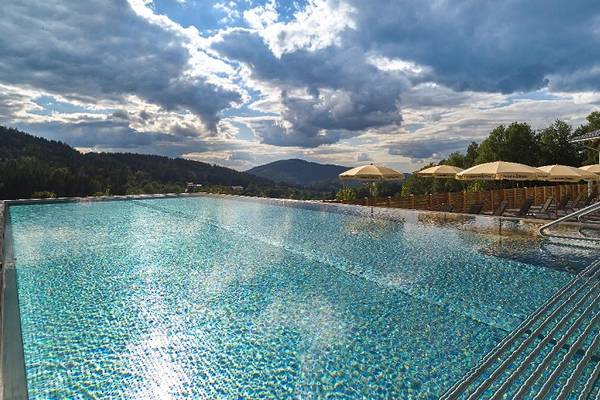 Udendamme i Camping Resort Bodenmais med bjergudsigt