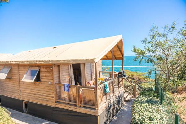 Camping Les Criques de Porteils Ferienhaus am Strand mit Meerblick