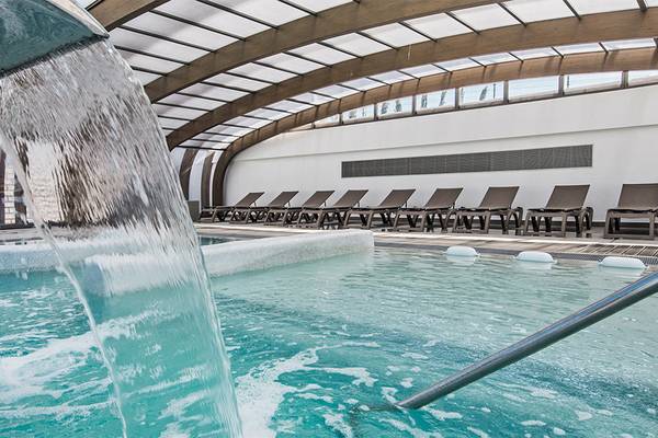 Turiscampo Pool Überdacht