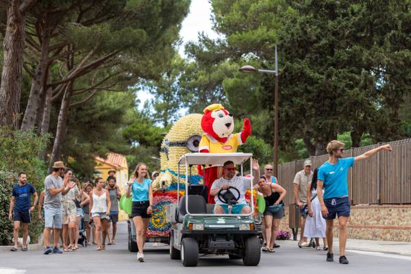 Le Brasilia children's entertainment