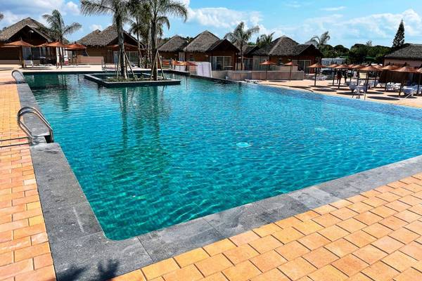 La Marina Pool