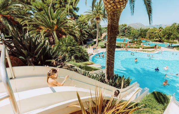 Playa Montroig water slide